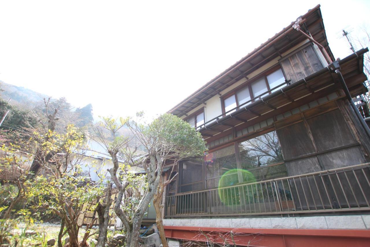 Taisho Modern Villa Zen Хаконе Екстер'єр фото